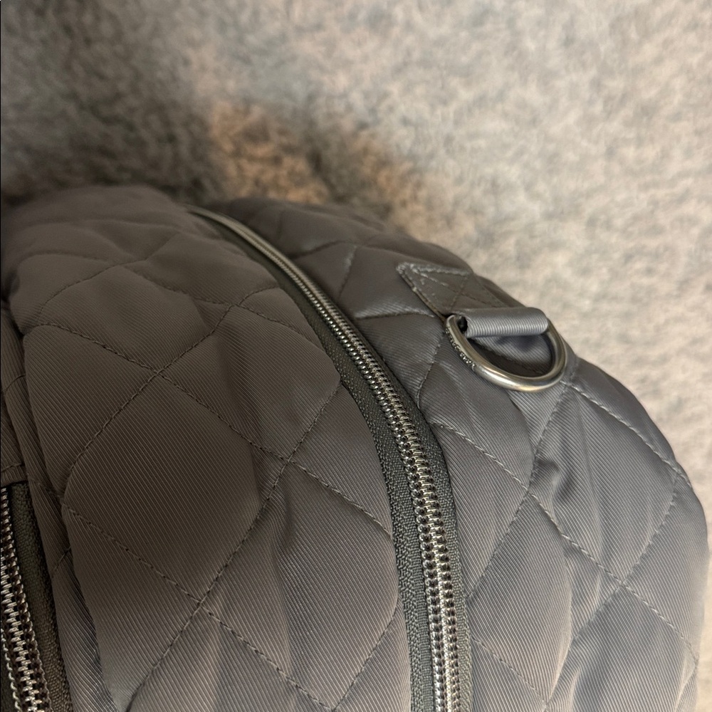 Vera Bradley travel backpack - Picture 12 of 12